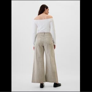GAP High-Rise Wide-Leg Pants in Beige size 10 / 30 R. NWT.
